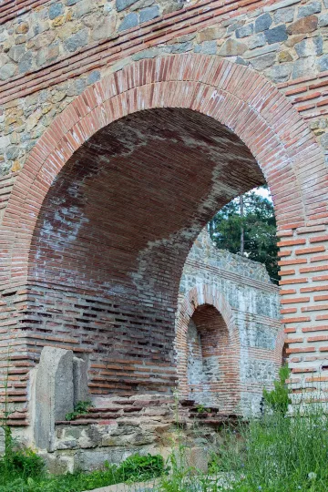 Загадките на "Мраморния град": Последните разкрития от Лютица