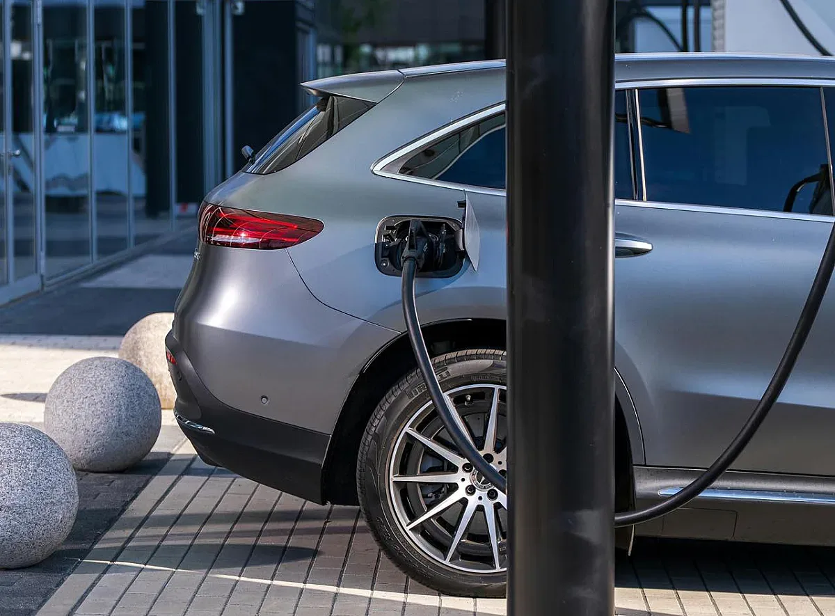 Auto.bg съветва: бензин, дизел, хибрид или електромобил