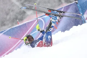 Кошмарът на слалома в Кортина стана огромен