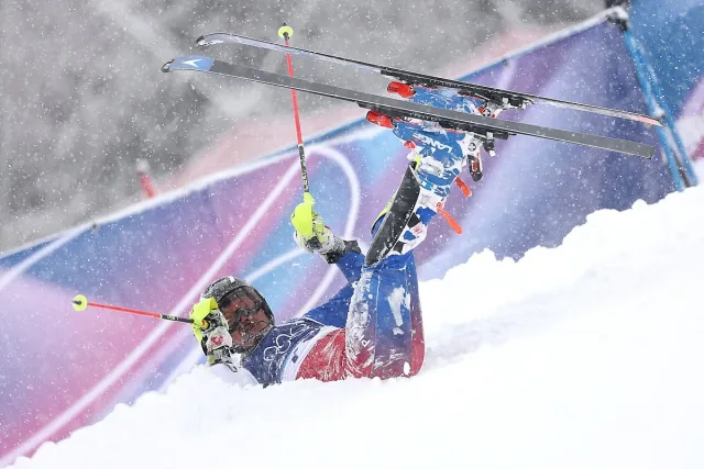 Кошмарът на слалома в Кортина стана огромен