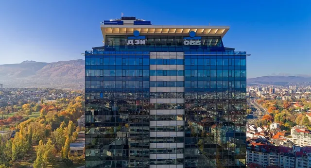 ДЗИ на 80 - „Обичаш го, застраховай го“