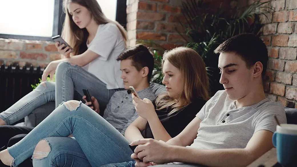 GenZ не са доволни. Има по-щастливо поколение