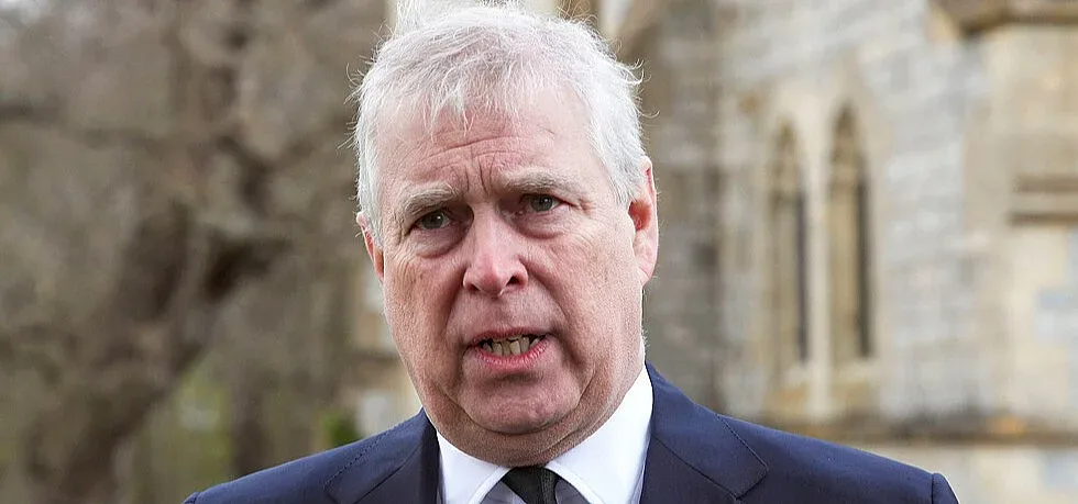 Трус в Бъкингам! Арестуваха брата на крал Чарлз