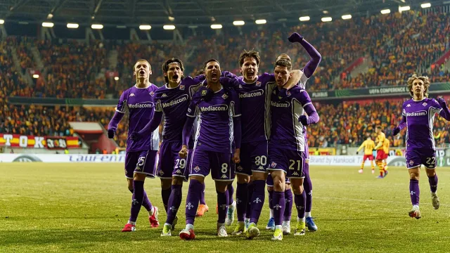 Три гола след паузата изстреляха Фиорентина напред