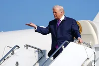 Тръмп нареди да разсекретят досиетата за НЛО и извънземни