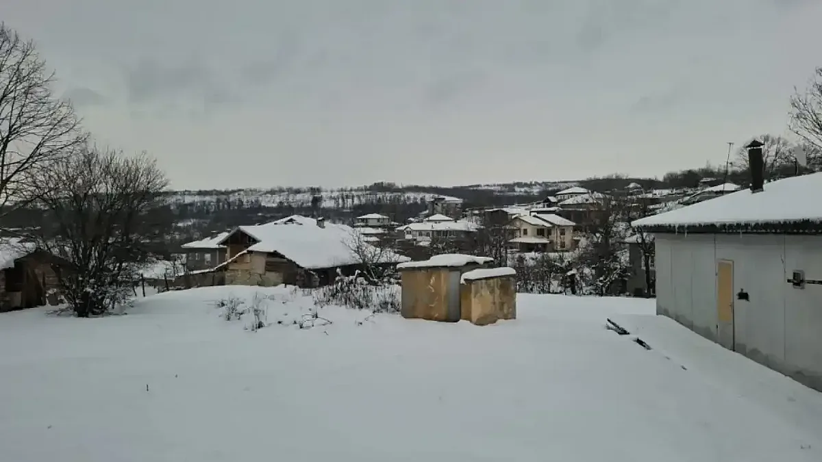 Село удари в земята цяла България!