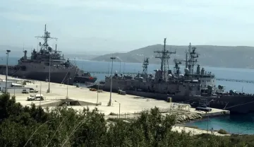 САЩ струпва мощни военни сили на ново място в Средиземно море