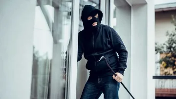 Внимание! 13 места в дома, където крадците първо тършуват