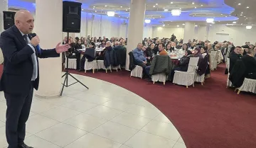 Кметът на Кърджали даде ифтар за 600 души