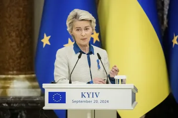 Фон дер Лайен пристигна в Украйна за подкрепа