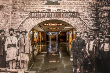 Градът на черното злато оживя в НИМ. Уникална изложба