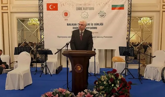 Голям ифтар в София. Събра стотици