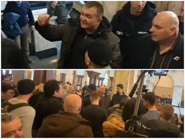 Вандали! БОЕЦ щурмува Съдебната палата