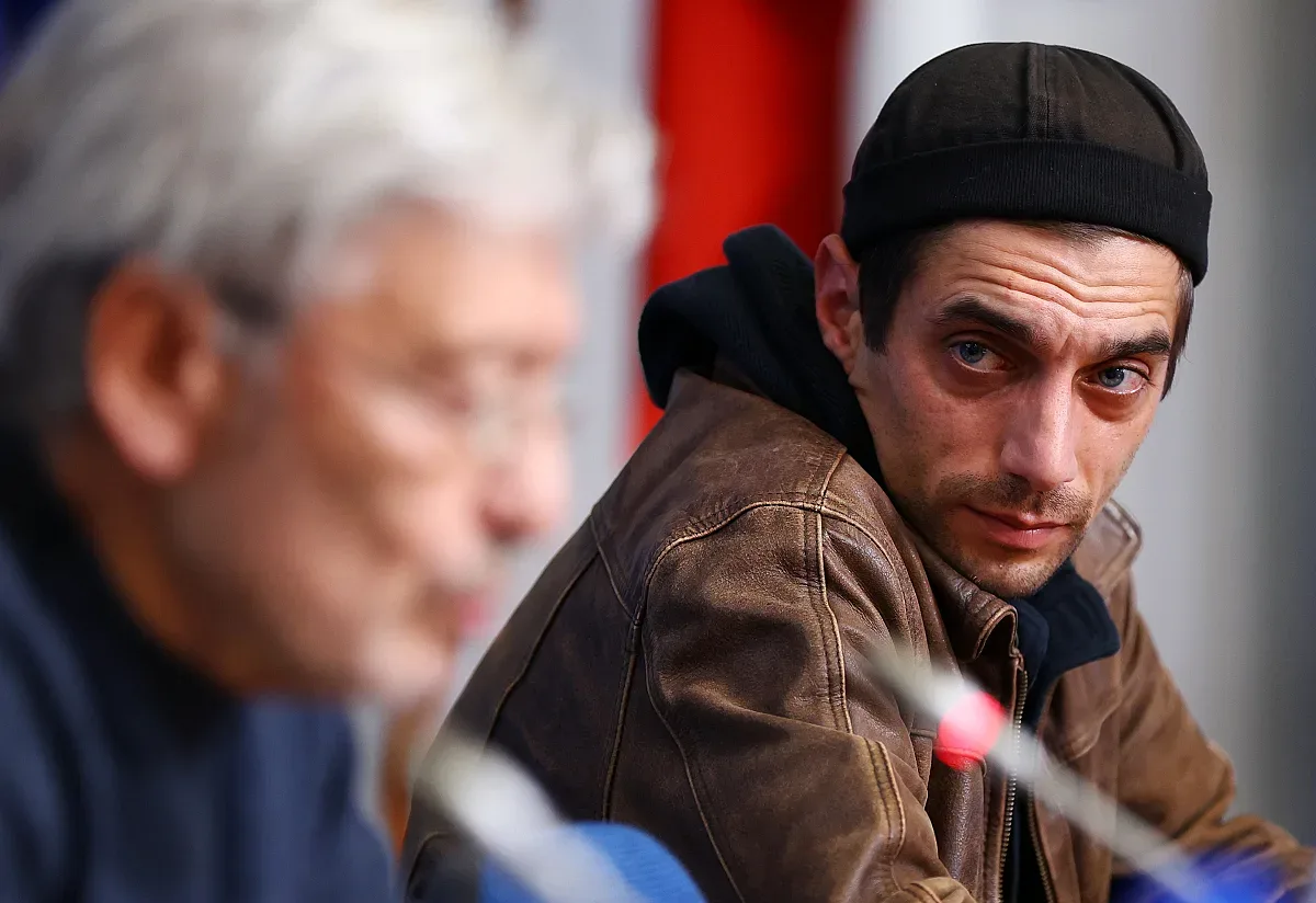 "Любов и други аварии" в ремонтирания "Театър София"