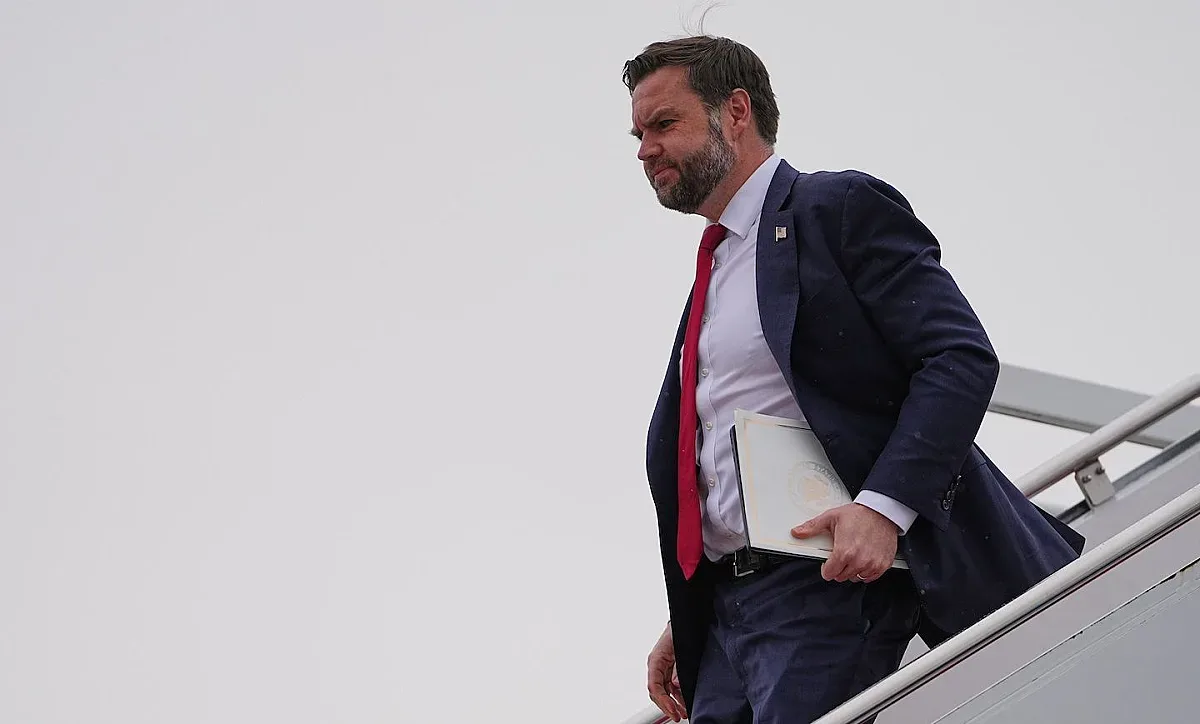 Джей Ди Ванс отряза спекулациите за дълга война в Близкия изток