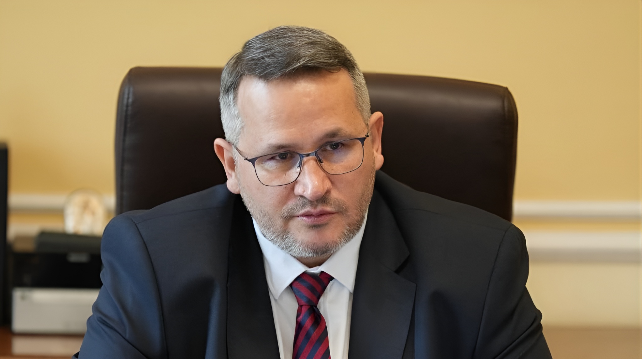 Христанов влиза в битката за "Дондуков" 2. Не казва кой е избрал за вице