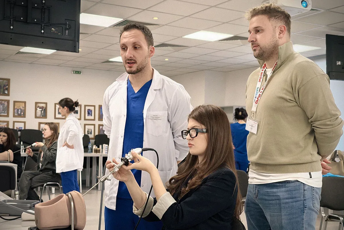 Минимално инвазивната гинекология като стандарт: Ново поколение специалисти се обучават в ,Сърце и Мозък‘