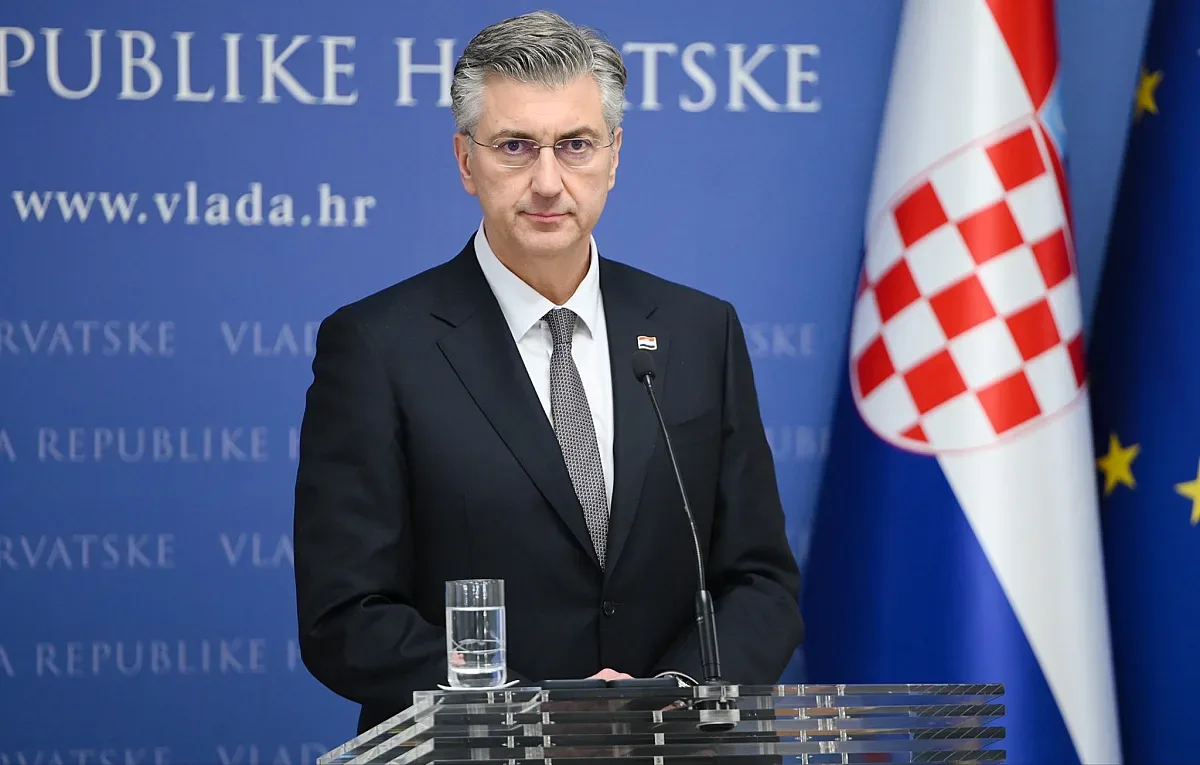 Хърватия с опит да укроти гнева на Унгария и Словакия