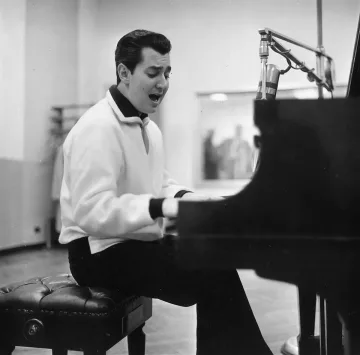 Отиде си "бащата" на "О, Карол"