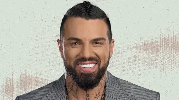 Благо Джизъса блокиран в Дубай след взривове край хотела му