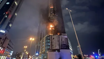 Абу Даби поема разходите на блокирани туристи