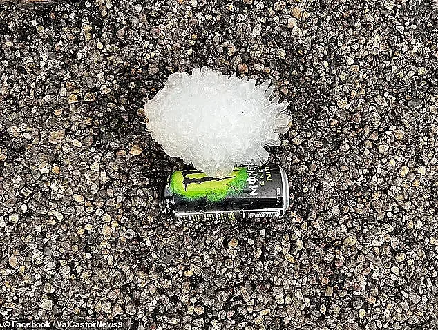 Смразяващо бедствие! Градушка с размер на ананас помля САЩ