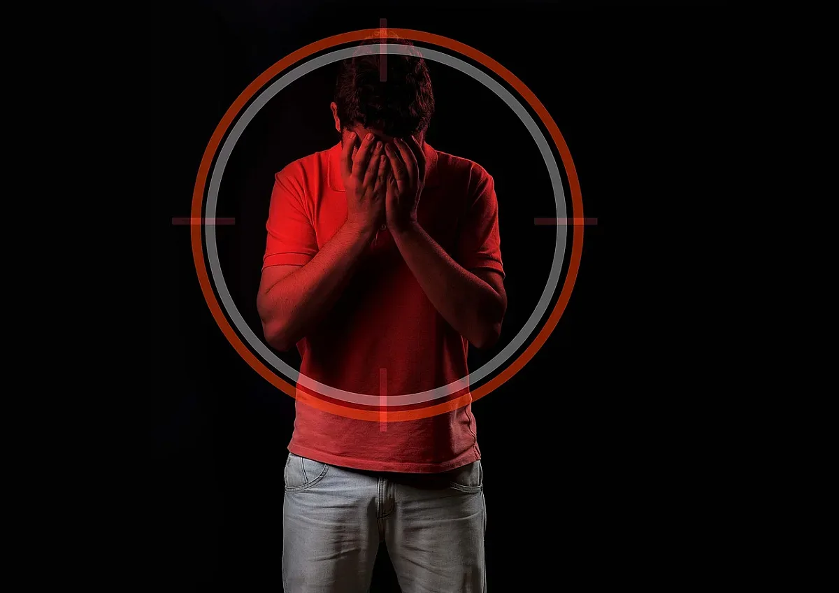 Млад мъж почина от чай, пълен с конска упойка и белина