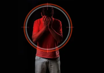 Млад мъж почина от чай, пълен с конска упойка и белина