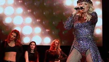 Легенда на Балканите разтърсва София. 3000 евро билетът