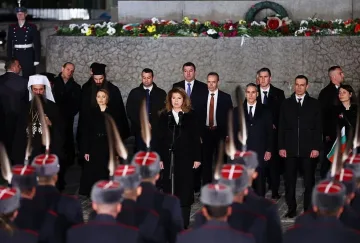 Йотова прие парада. Силни думи (СНИМКИ)