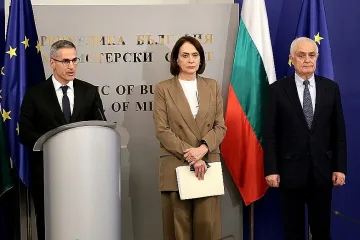 Връщат българите от Близкия изток. Първи самолети