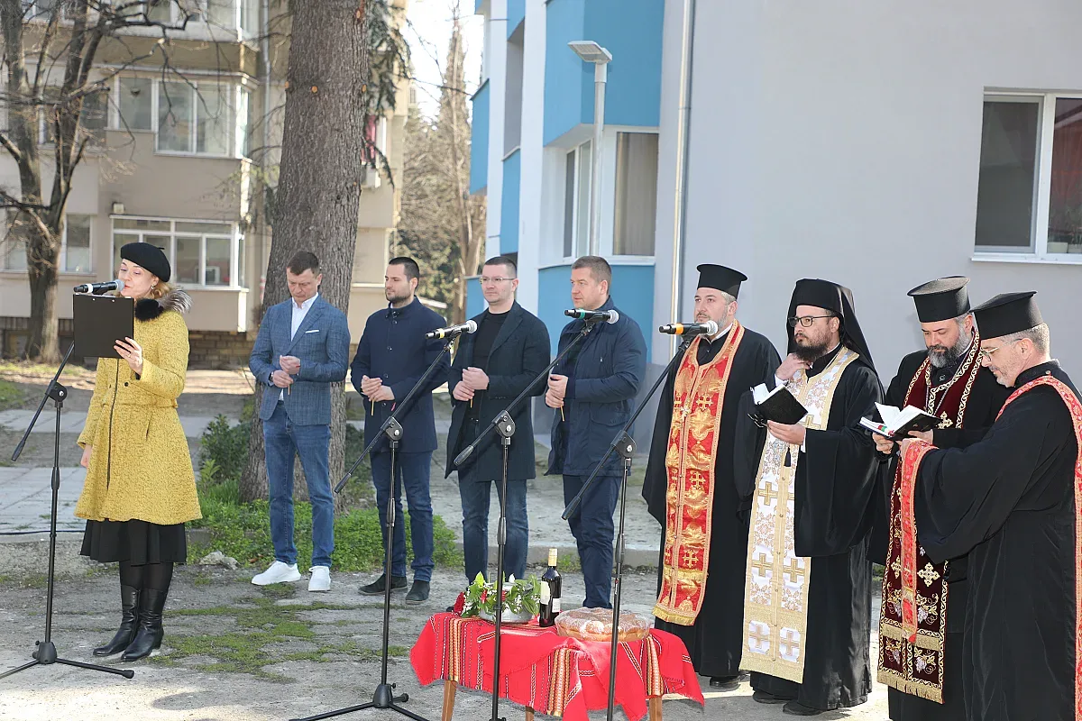 Кметът Живко Тодоров даде старт на цялостното обновяване на кв. „Градински“