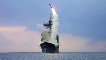 Американски кораб свалил иранската ракета към Турция