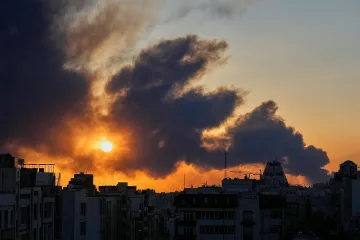 Нови удари срещу Иран