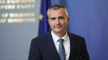 Спортният министър със спешни действия за Малена