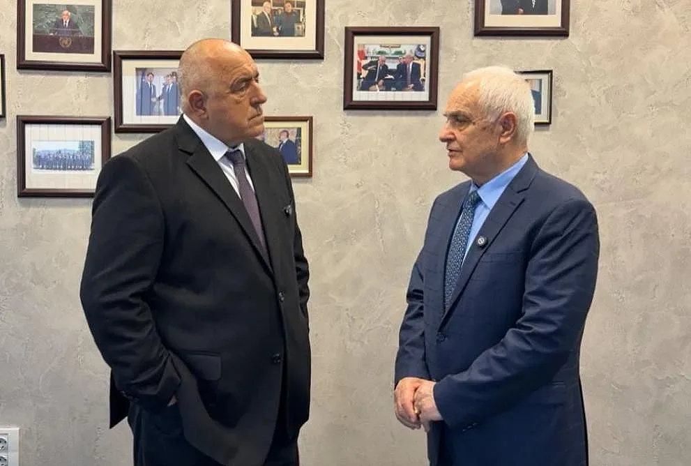 Преди съвета при Гюров за войната! Борисов даде указания на Запрянов