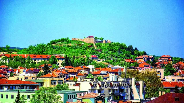 Пещера - градът, който сверяваше часовника на свободата