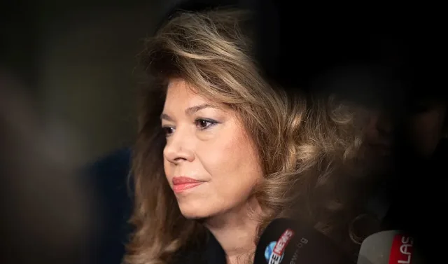 Рокада на върха! Йотова реши съдбата на един министър