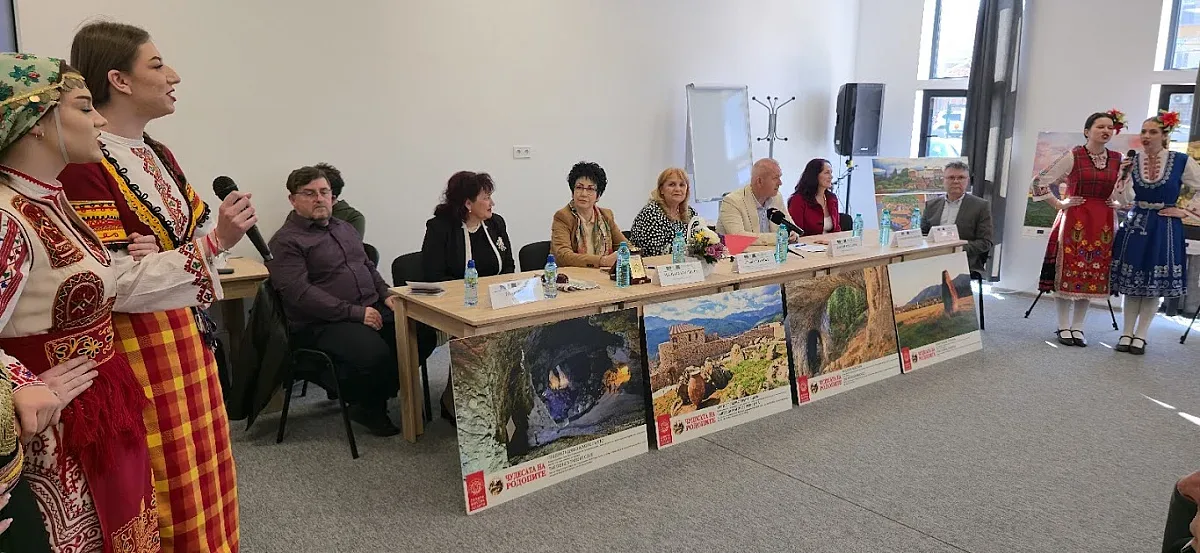 Пещера събра младите пазители на българските чудеса 