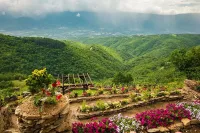 Най-китното селце у нас стана имотна сензация