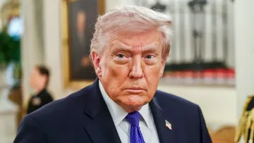 Тръмп се подигра на заплахите от Иран: Изобщо не ме интересува!