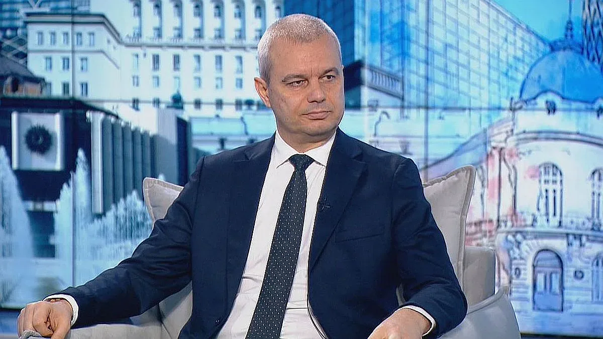 Костадинов: България не трябва да допуска чужди военни самолети