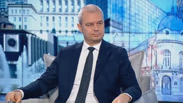 Костадинов: България не трябва да допуска чужди военни самолети