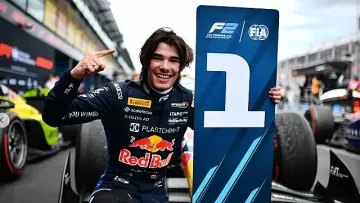 Луди пари във Формула 1. А колко взема Никола Цолов?