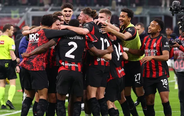 Милан порази Интер в дербито на кръга и скъси дистанцията на върха