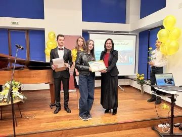 18 будни ученици получиха финансови криле