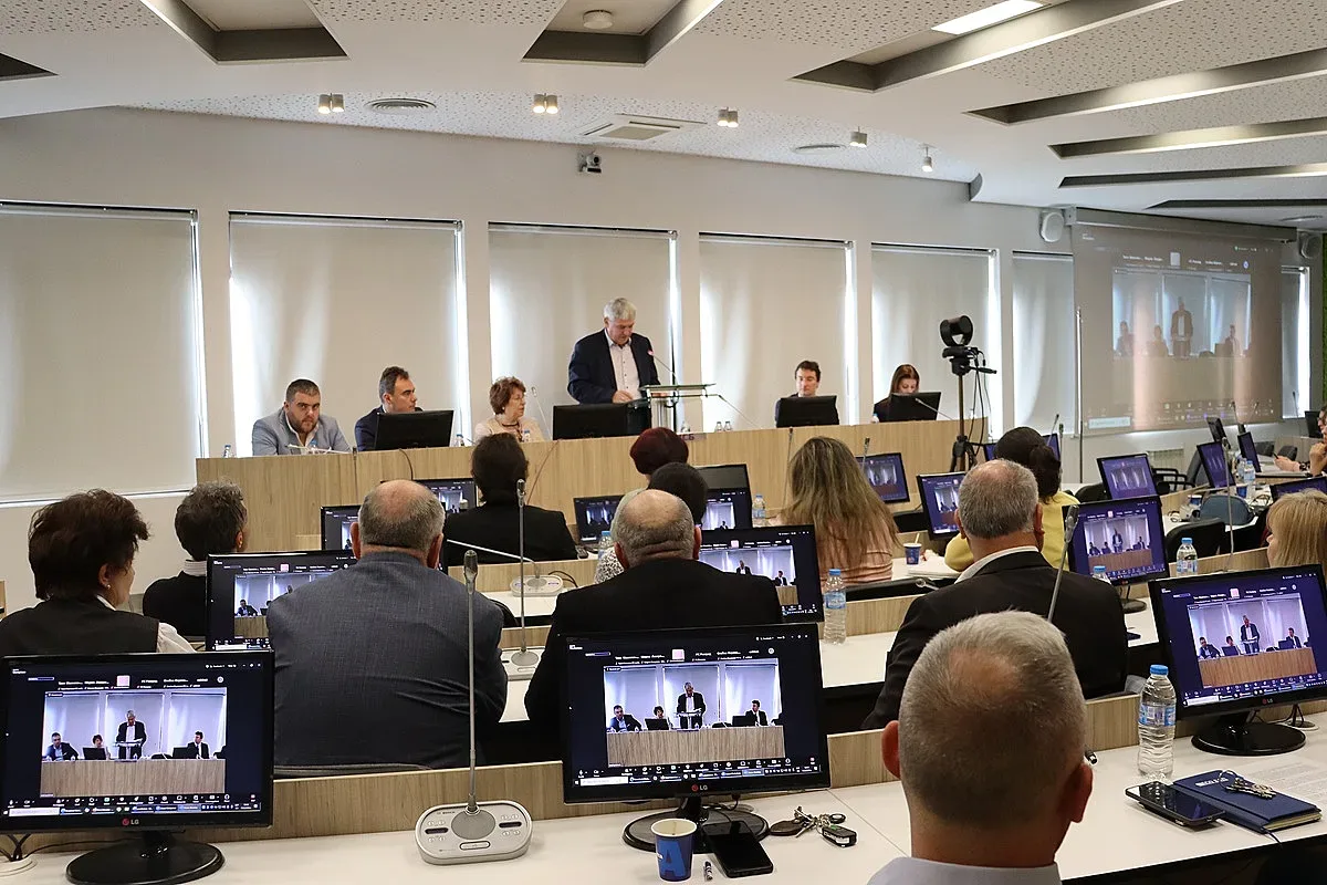 Нова минимална заплата! КНСБ удари по масата