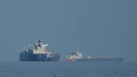 Ирански катери подпалиха танкери в Персийския залив