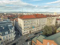 Съдбата на знакови имоти в София се решава днес