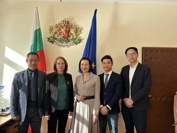 Казанлък задълбочава връзките си с Виетнам чрез културен и образователен обмен